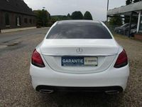 Gebraucht Mercedes C400 333 PS (244 kW) 2019 Polarweiss  unilack Limousine