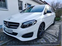 Gebraucht Mercedes B200 156 PS (114 kW) 2018 Weiß Kleinwagen