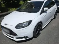 Gebraucht Ford Focus ST 250 PS (183 kW) 2014 Weiß Limousine