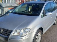 Gebraucht VW Touran 105 PS (77 kW) 2008 Silber Van / Kleinbus
