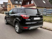 Gebraucht Ford Kuga Cool & Connect 120 PS (88 kW) 2017 Schwarz SUV
