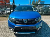 Gebraucht Dacia Sandero Celebration 90 PS (66 kW) 2017 Blau Kleinwagen