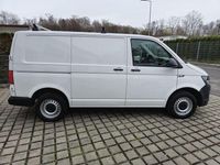 Gebraucht VW Transporter 102 PS (75 kW) 2019 Weiß Van