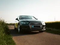 Gebraucht Audi A4 Comfort 190 PS (139 kW) 2017 Schwarz Kombi