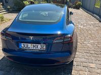 Second-hand Tesla Model 3 239 kW (325 CP) 2022 Albastru Berlinǎ