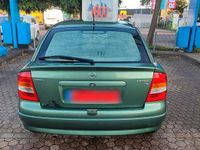 Gebraucht Opel Astra 98 PS (72 kW) 1999 Grün Limousine