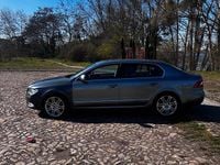Gebraucht Skoda Superb 128 PS (94 kW) 2011 Grau Limousine