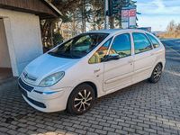 Gebraucht Citroën Xsara Picasso 109 PS (80 kW) 2010 Weiß Van / Kleinbus