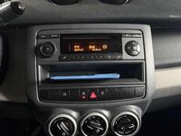 Używany Smart ForFour Basis 75 KM (55 kW) 2005 Czarny Hatchback