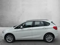 Używany BMW 218 Active Tourer Advantage 150 KM (110 kW) 2017 Biały Minivan
