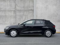Używany Audi A3 S-Line 116 KM (85 kW) 2025 Czarny Sedan/Limuzyna