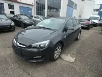 Second-hand Opel Astra Edition 140 CP (102 kW) 2014 Gri Break