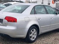 Second-hand Audi A4 131 CP (96 kW) 2005 Argintiu Berlinǎ