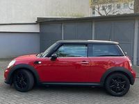 Gebraucht Mini Cooper 122 PS (89 kW) 2011 Rot Kleinwagen