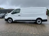 Neu Renault Trafic Komfort 110 PS (80 kW) 2025 Arktisweiß (weiß) Van / Kleinbus