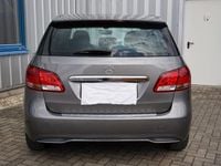 Gebraucht Mercedes B180 122 PS (89 kW) 2018 Grau Van / Kleinbus