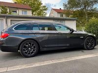 Gebraucht BMW 520 184 PS (135 kW) 2012 Schwarz Kombi