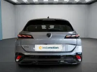 Neu Peugeot 308 131 PS (96 kW) 2026 Silber Kombi