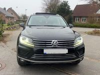 Gebraucht VW Touareg Terrain Tech 262 PS (192 kW) 2016 Schwarz SUV
