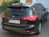 Gebraucht Ford Focus 125 PS (91 kW) 2018 Schwarz Kombi