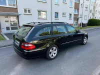 Gebraucht Mercedes E200 Elegance 136 PS (100 kW) 2009 Schwarz Kombi
