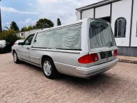 Gebraucht Mercedes 200 122 PS (89 kW) 1993 Grau Limousine