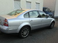 Gebraucht VW Passat Highline 131 PS (96 kW) 2004 Silber metallic Limousine