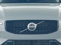 Gebraucht Volvo V60 Plus 197 PS (144 kW) 2025 Vapour grey Kombi