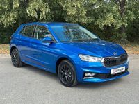 Neu Skoda 105 95 PS (69 kW) 2026 Blau Limousine