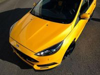 Gebraucht Ford Focus Sport 185 PS (136 kW) 2015 Orange Limousine