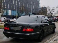 Gebraucht Mercedes E320 197 PS (144 kW) 2001 Grün Limousine