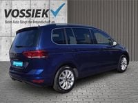 Gebraucht VW Touran Highline 150 PS (110 kW) 2024 Blau Van / Kleinbus