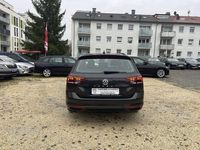 Gebraucht VW Passat 150 PS (110 kW) 2020 Mangangrau Kombi