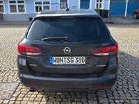 Gebraucht Opel Astra Dynamic 160 PS (117 kW) 2016 Schwarz Kombi