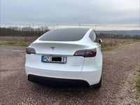 Gebraucht Tesla Model Y 274 kW (373 PS) 2022 Weiß SUV