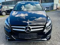 Gebraucht Mercedes B180 Avantgarde 122 PS (89 kW) 2016 Schwarz Kleinwagen