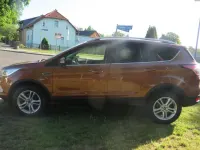 Gebraucht Ford Kuga Titanium 182 PS (133 kW) 2017 Torinobraun metallic SUV