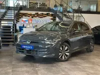 Gebraucht VW Golf VIII 116 PS (85 kW) 2025 Grau Limousine