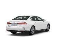 Neu BMW 520 197 PS (144 kW) 2025 Alpinweiss uni Limousine