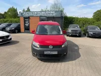 Gebraucht VW Caddy Trendline 102 PS (75 kW) 2014 Rot Van / Kleinbus