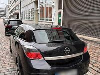 Gebraucht Opel Astra 150 PS (110 kW) 2010 Schwarz Coupé