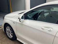 Gebraucht Mercedes 200 AMG line 156 PS (114 kW) 2018 Weiß Kombi