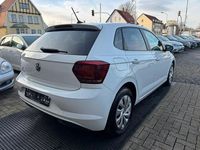 Usata VW Polo Trendline 80 CV (58 kW) 2019 Bianco Utilitaria