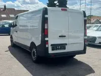 Gebraucht Renault Trafic Komfort 131 PS (96 kW) 2023 Weiß Van / Kleinbus