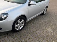Gebraucht VW Golf VI 105 PS (77 kW) 2011 Silber Kleinwagen