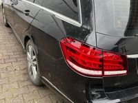Gebraucht Mercedes E220 204 PS (150 kW) 2015 Kombi