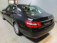 Gebraucht Mercedes E200 163 PS (119 kW) 2011 Schwarz/baltic black Limousine