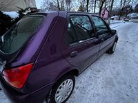 Gebraucht Ford Fiesta 75 PS (55 kW) 2000 Violet Kleinwagen