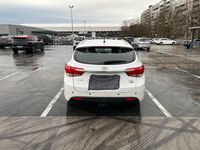 Gebraucht Hyundai i40 136 PS (100 kW) 2015 Weiß Kombi