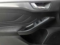 Gebraucht Ford Focus Titanium 120 PS (88 kW) 2022 Grau Limousine